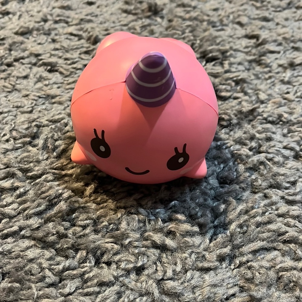 IBLOOM MILLIE THE WALE SQUISHY